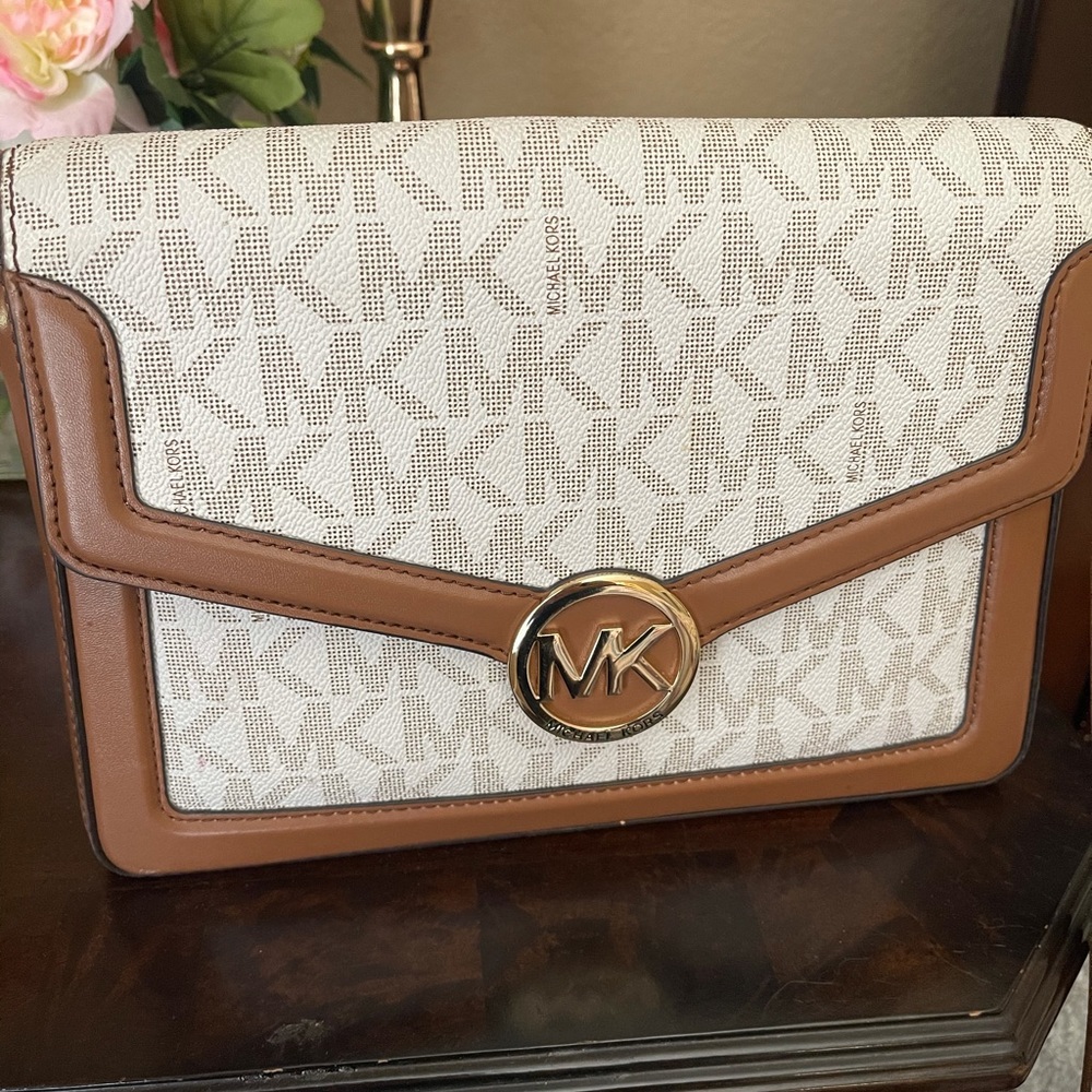 Michael Kors authentic